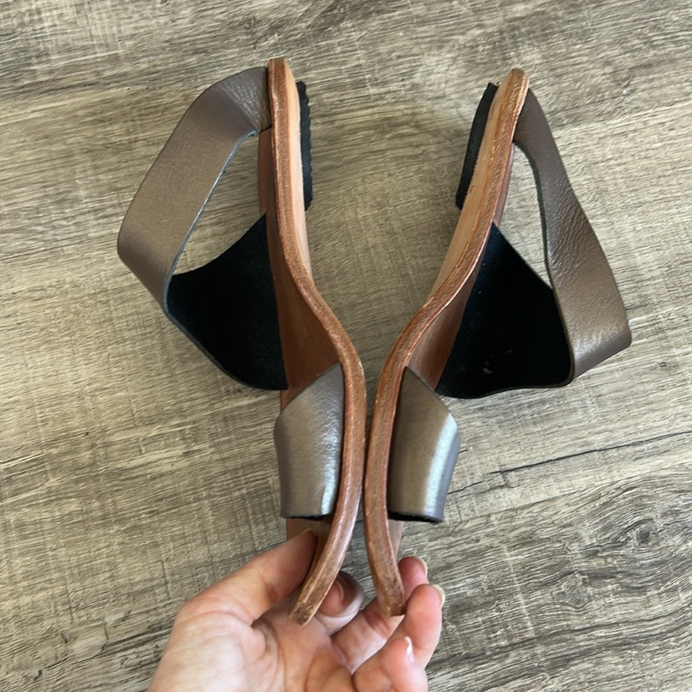 Cydwoq Thong Toe Loop Flat Sandals 38 - Picture 5 of 7